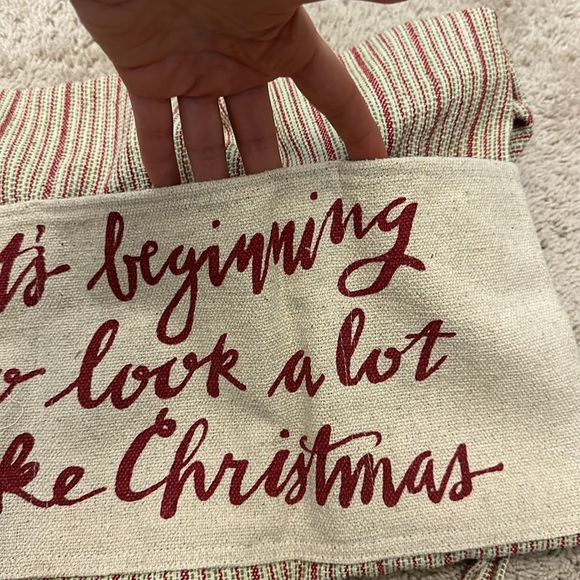 Apron It’s Beginning to Look a Lot Like Christmas - Picture 2 of 3